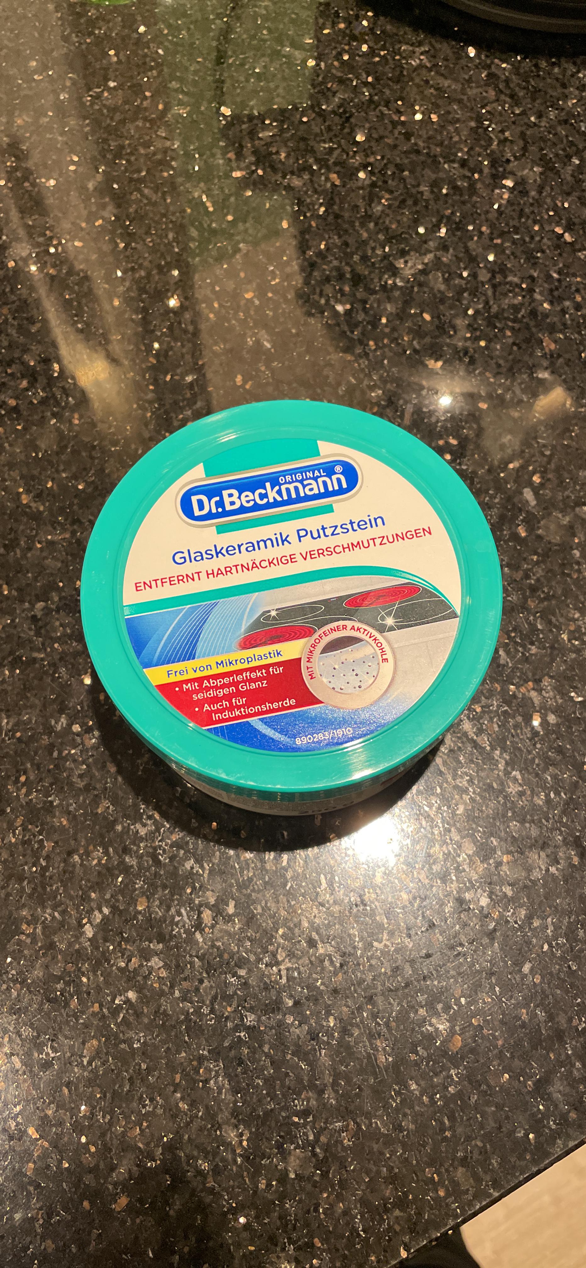 Reinigt, aber polieren dauert
