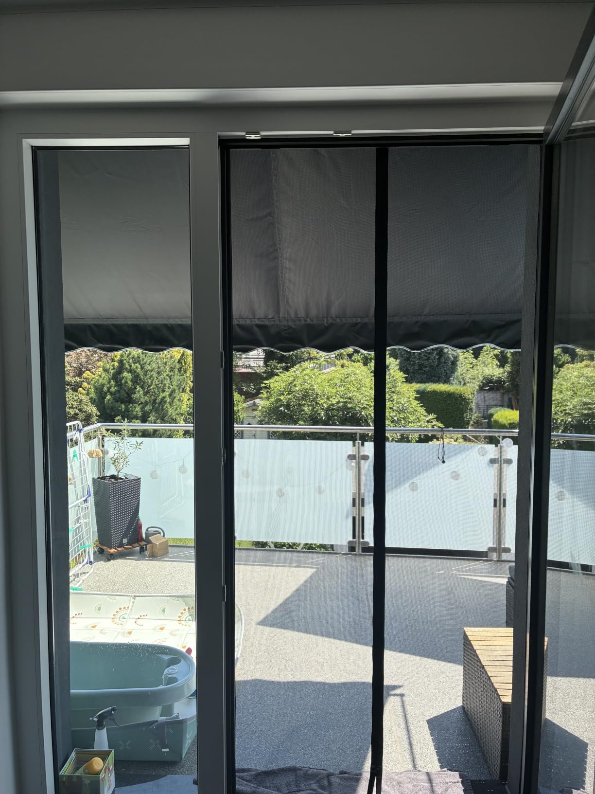 Endlich Schatten auf dem Balkon