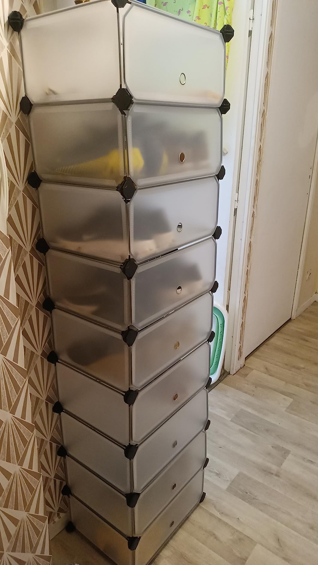 Gut, mit kleinen Macken