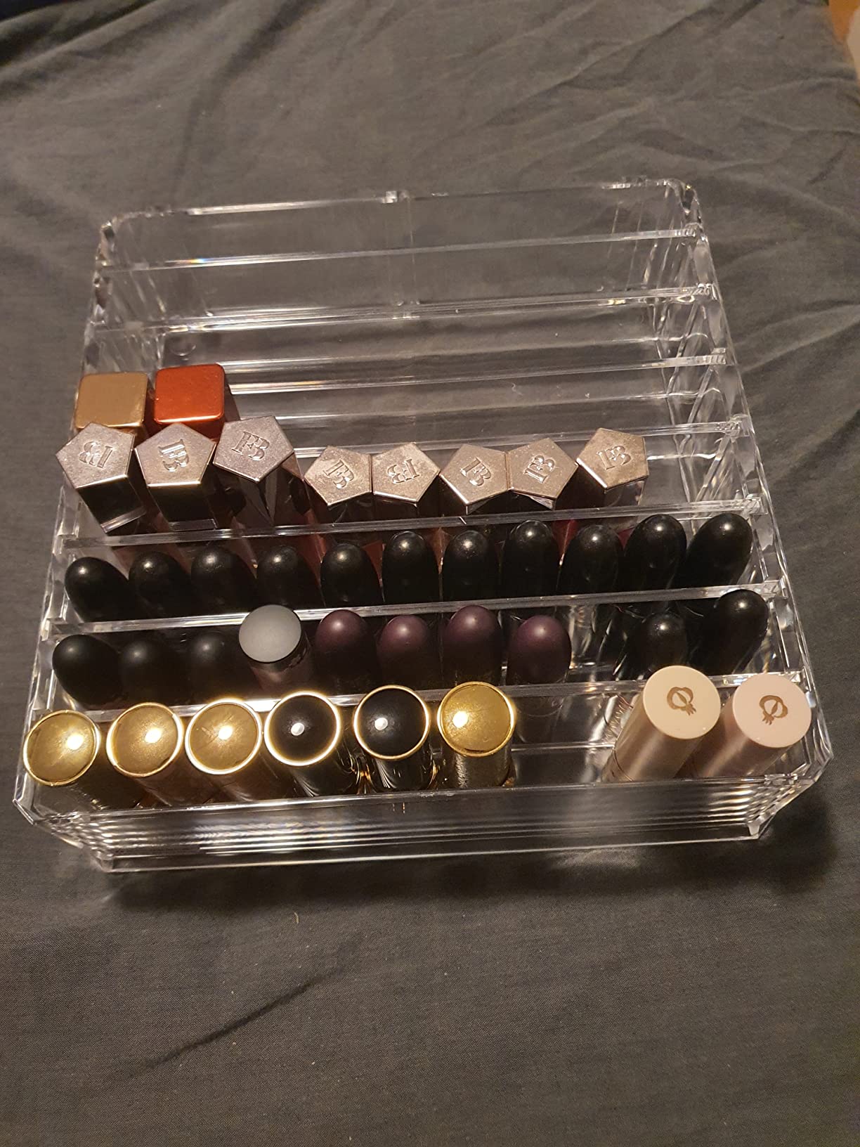 Endlich Ordnung auf dem Schminktisch