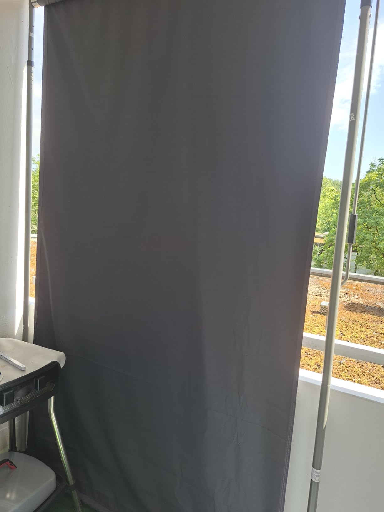 Endlich ungestört auf dem Balkon
