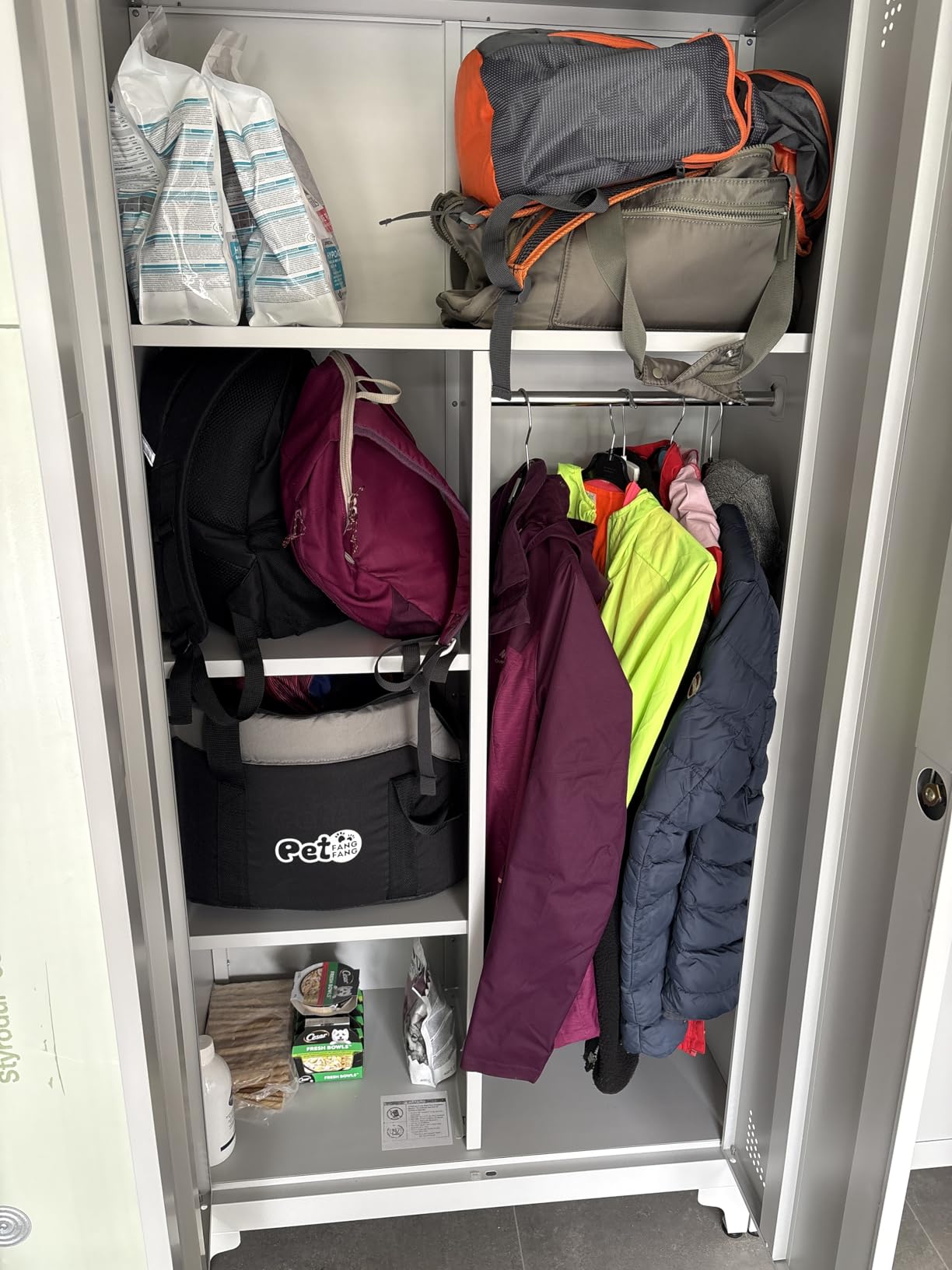Zweiter Schrank bestellt