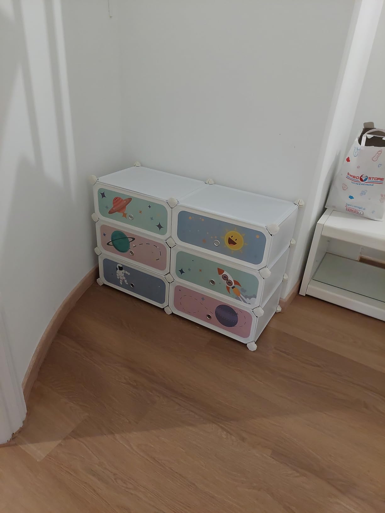 Stabil für Kinderregal