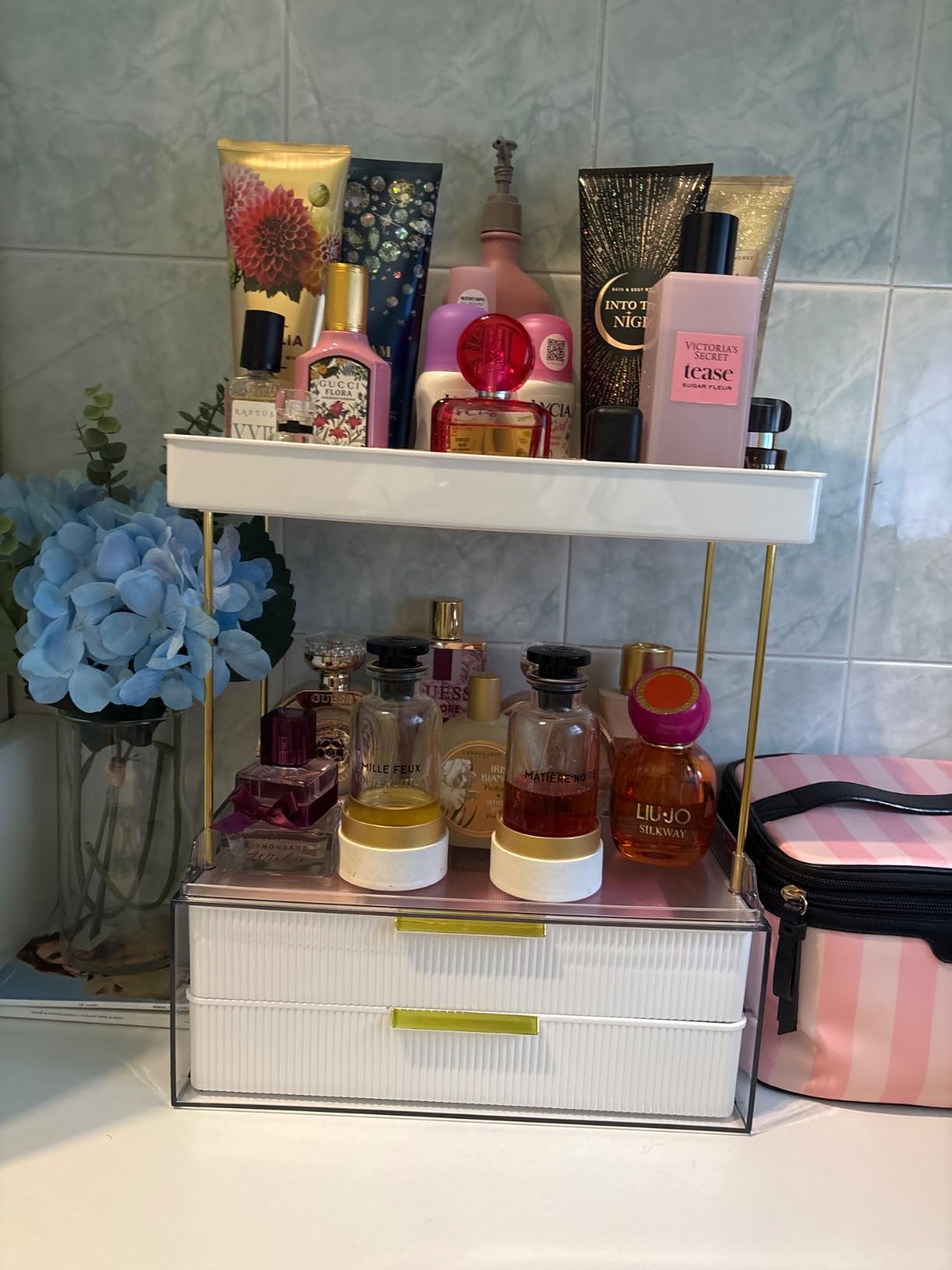 Endlich Ordnung auf dem Schminktisch