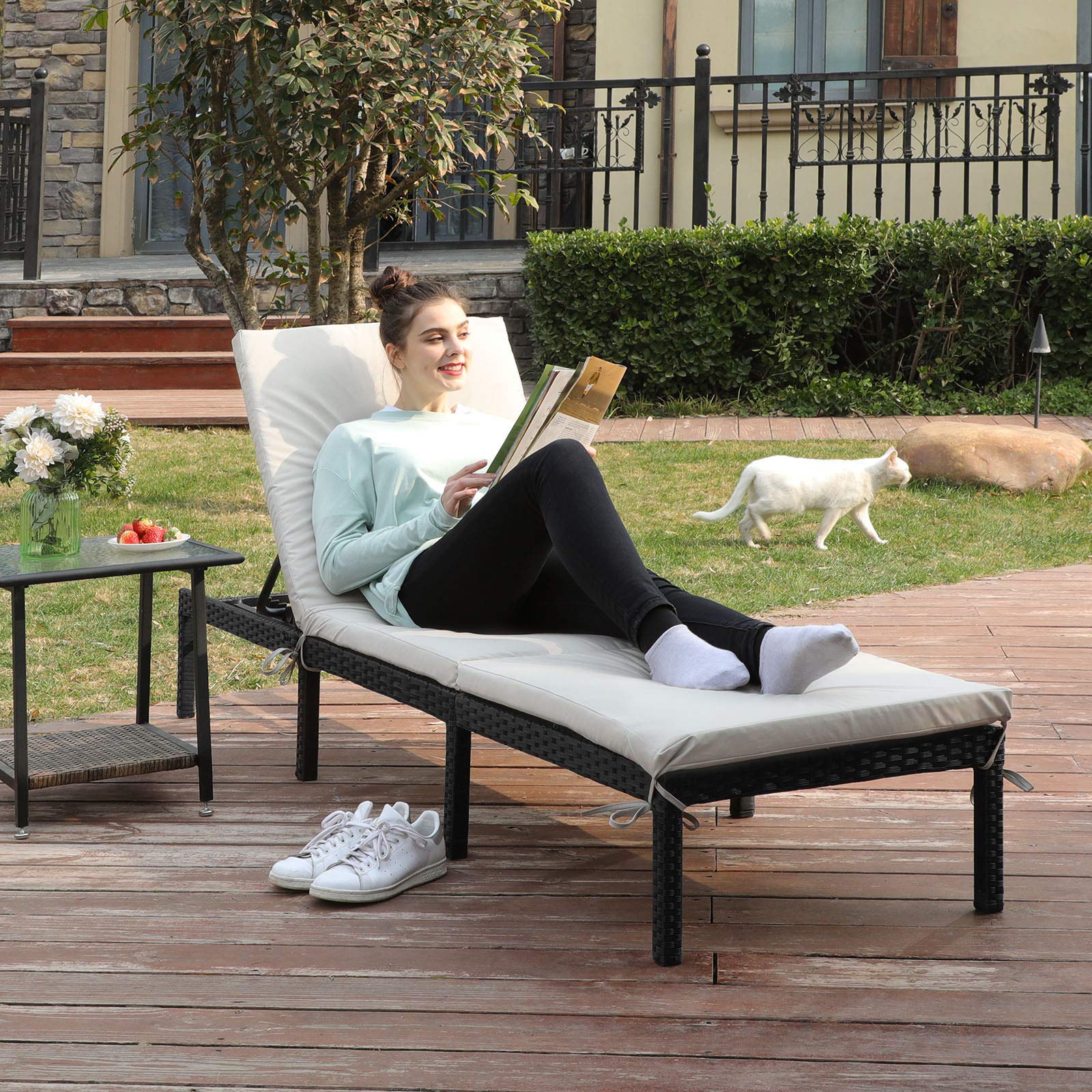 songmics-sonnenliege-gartenliege-polyrattan-beige-gcb27brv2 image 2