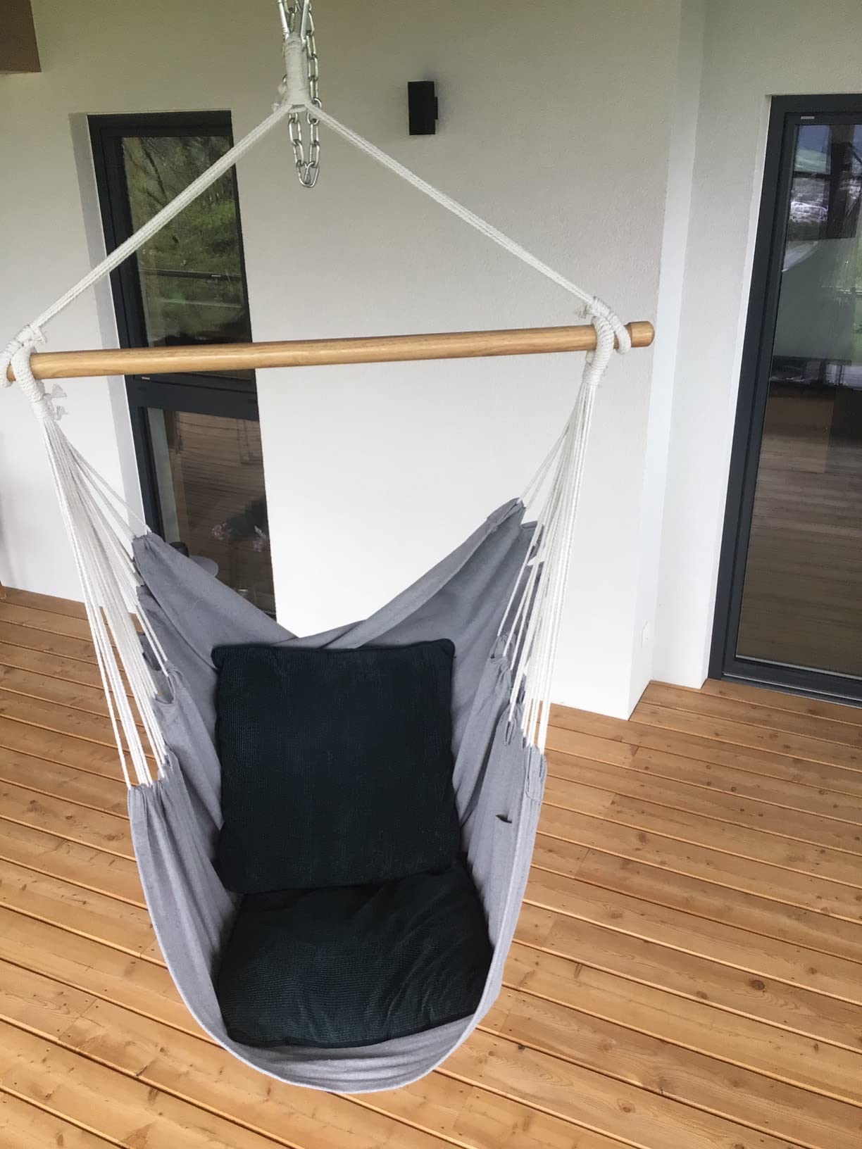 Gute Verarbeitung, dunkle Farbe praktisch